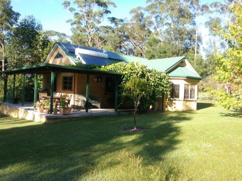 Narrawallee Creek Studio - Dalby Accommodation 5