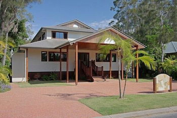 Away On Shirley Lane - Dalby Accommodation 0