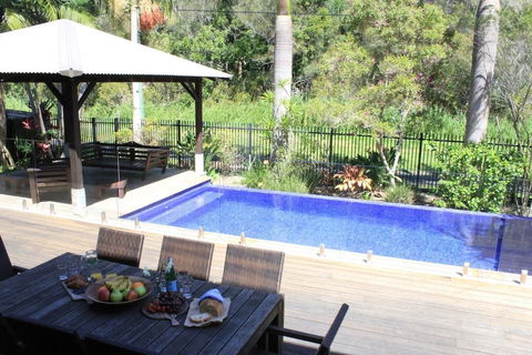 Away On Shirley Lane - Dalby Accommodation 3