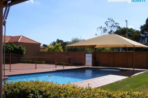Fairways Bed & Breakfast At Jerilderie - Dalby Accommodation 5