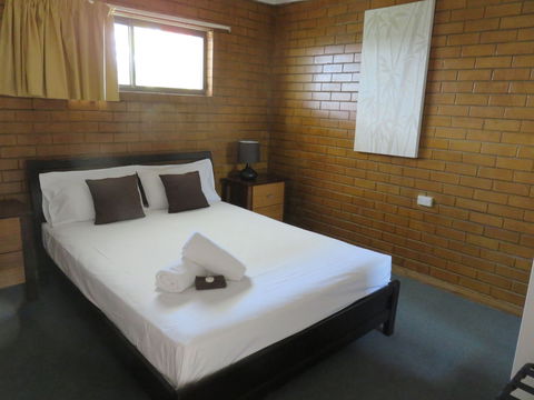 Airlie Beach Apartments - Dalby Accommodation 3