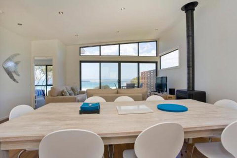 Earth Sea Sky - Dalby Accommodation 6
