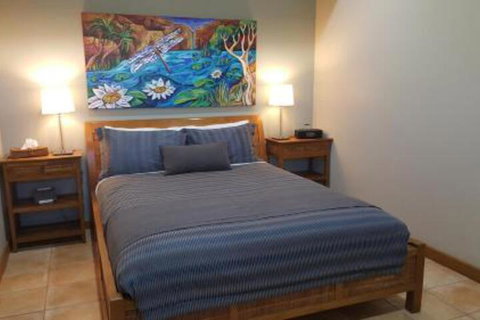 Samson Beach Chalets - Dalby Accommodation 5