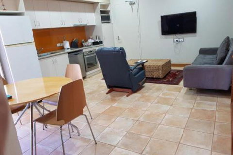 Samson Beach Chalets - Dalby Accommodation 4