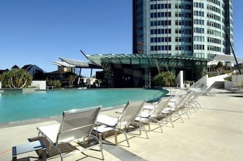 Apartment 4204 - HR Surfers Paradise - Dalby Accommodation 4