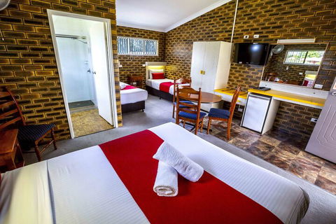 Apple & Grape Motel - Dalby Accommodation 3