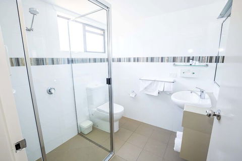 Apple & Grape Motel - Dalby Accommodation 6