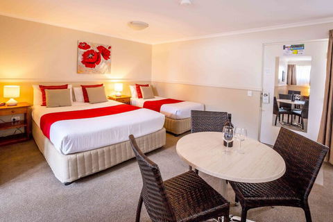 Apple & Grape Motel - Dalby Accommodation 1