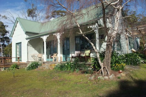 Bruny Island Varuna - Dalby Accommodation 0