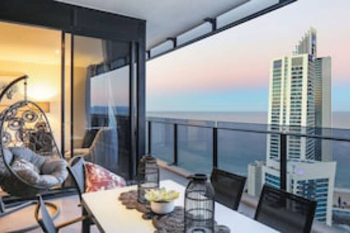 Surfers Paradise QLD Dalby Accommodation