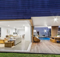 Luxe House Tweed Coast Holidays  - Dalby Accommodation
