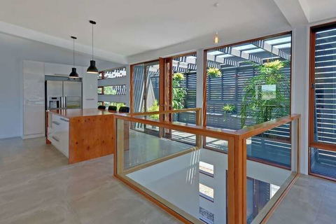 Amazing Unique Five-Star Waterfront Retreat - Dalby Accommodation 3