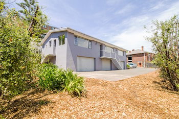 CBD Apartments Launceston - Dalby Accommodation 1