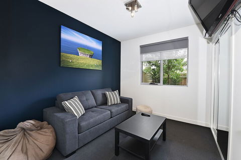 Close To Airport City & Shops - Dalby Accommodation 7