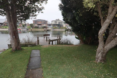 Waterfront Delight On Cater - Dalby Accommodation 5