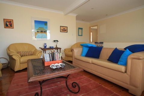 Waterfront Delight On Cater - Dalby Accommodation 2