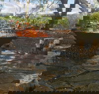 Azalea Cedar-Rose Villa - Dalby Accommodation