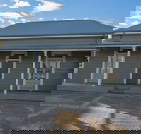 The Pambula Cottage - Dalby Accommodation