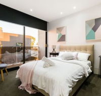 SOPHIA 2BDR North Melbourne House - Dalby Accommodation