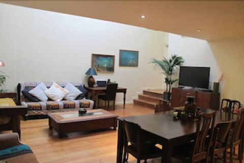 MONIKA, 1BDR Collingwood Apartment - Dalby Accommodation 1