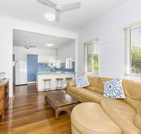 Kingscliff Beach Holiday Shack - Dalby Accommodation