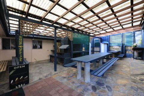 Arthur River Holiday Units - Dalby Accommodation 3