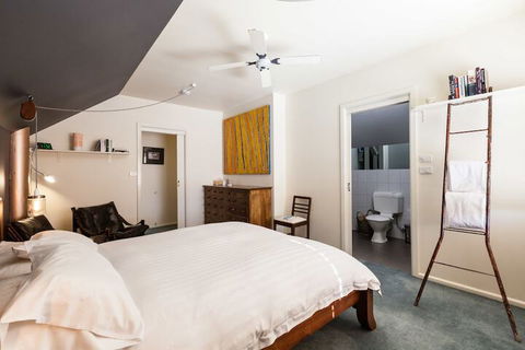 KELLY, 3BDR Northcote House - Dalby Accommodation 6