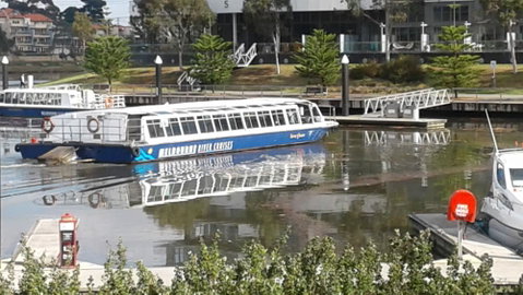 Marina View Apartment On The Maribyrnong River, Melbourne - Dalby Accommodation 1