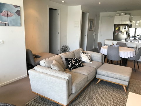 Marina View Apartment On The Maribyrnong River, Melbourne - Dalby Accommodation 2