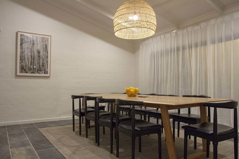 Balgownie Estate Winery Retreat & Restaurant - Dalby Accommodation 0