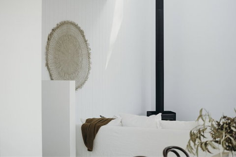 Salt At Shoal Bay - Dalby Accommodation 1