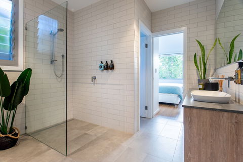 Yallingup Beach Home - Dalby Accommodation 3