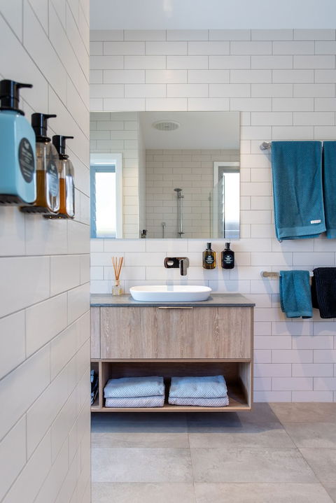 Yallingup Beach Home - Dalby Accommodation 6