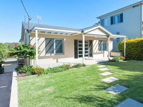 Bamboo Bay At Fingal Bay - Dalby Accommodation 0