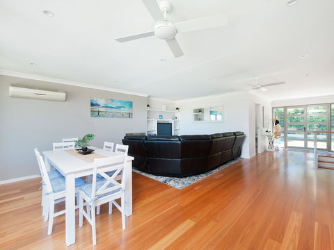 Bamboo Bay At Fingal Bay - Dalby Accommodation 2
