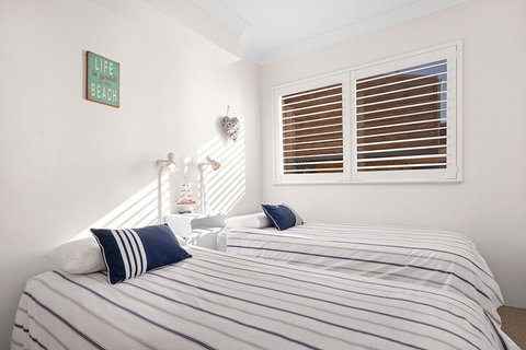 South Pacific Unit  4 - Shoal Bay - Dalby Accommodation 5