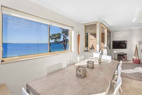 South Pacific Unit  4 - Shoal Bay - Dalby Accommodation 7