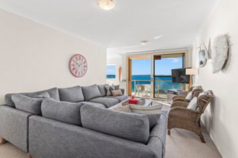 South Pacific Unit  4 - Shoal Bay - Dalby Accommodation 0