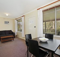 Snowstream Riverside Apartments - Unit 1 - Dalby Accommodation