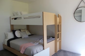 Panorama Views - Bright - Dalby Accommodation 4