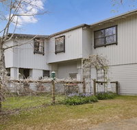 Le Chateau - Centrally located - Dalby Accommodation