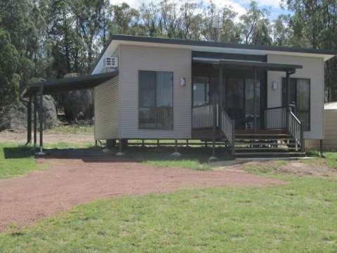 Just Red Wines Vineyard Cabins - Dalby Accommodation 1