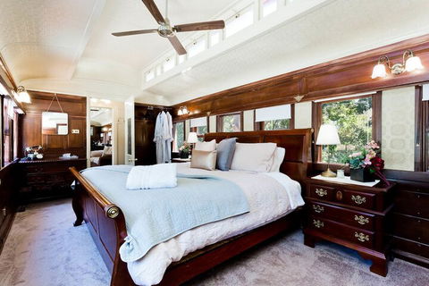 Oak Tree Cottage - Mundaring - Dalby Accommodation 7