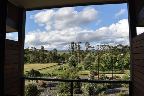 Labertouche Gypsy Creek Winery - Dalby Accommodation 4
