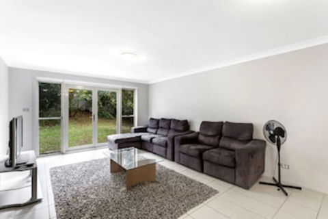 Alida Place 1 Lagoons Estate - Dalby Accommodation 0