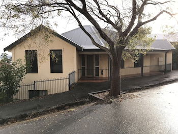 Views On Spencer - Dalby Accommodation 0