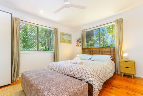 Fingal Beach House 14 Lagoon Road - Dalby Accommodation 6