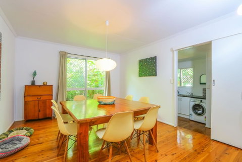 Fingal Beach House 14 Lagoon Road - Dalby Accommodation 5
