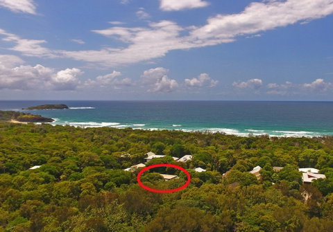 Fingal Beach House 14 Lagoon Road - Dalby Accommodation 0