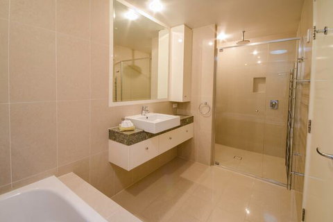 Ming Apartments #3 3 / 236 Marine Parade - Dalby Accommodation 4